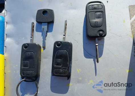 2011 Mercedes-Benz Sprinter 2500 High Roof z USA, uszkodzony, nr VIN WD3PE8CB6B5575182